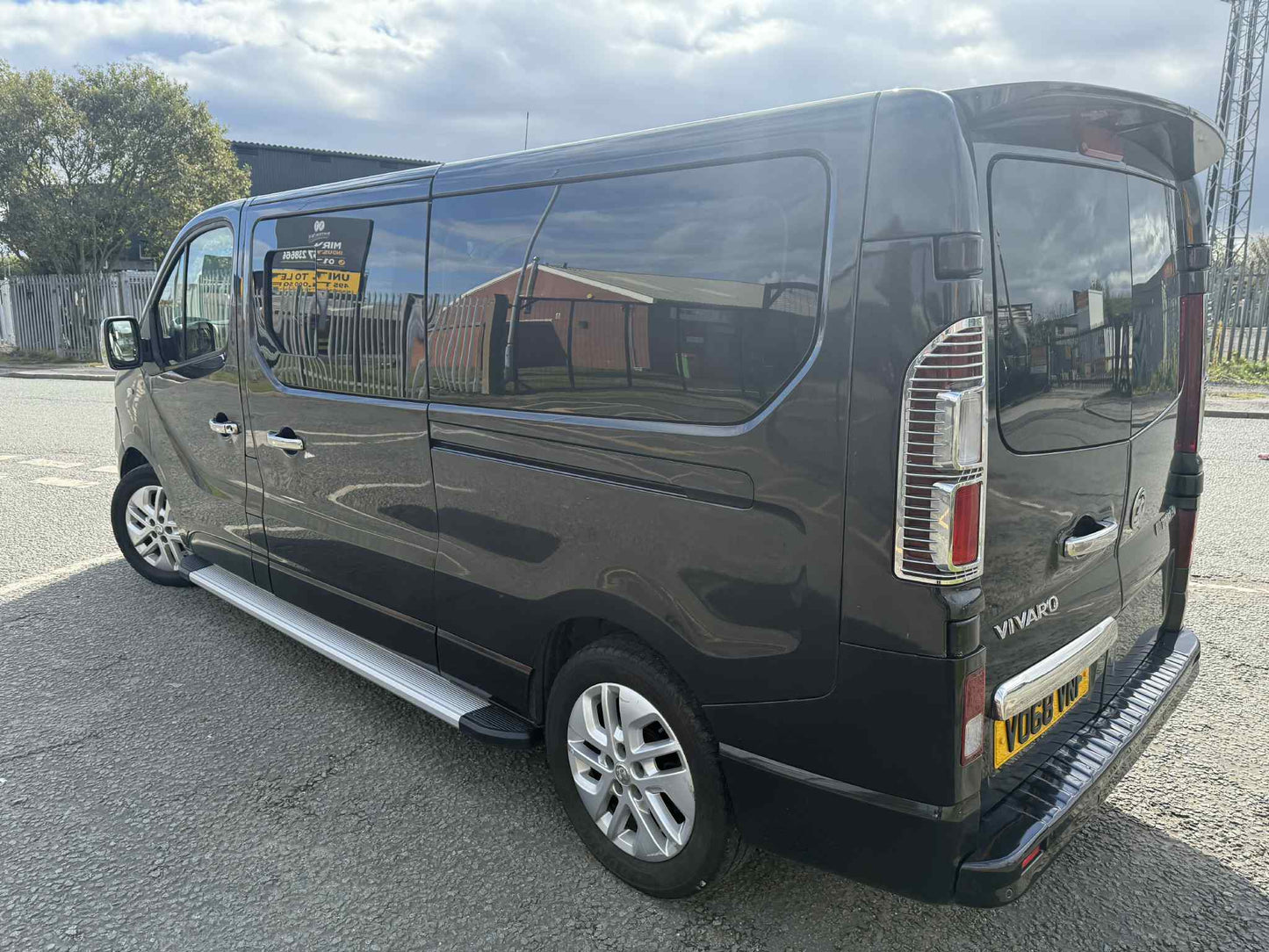 2018 - VAUXHALL VIVARO 9 SESTER BUS