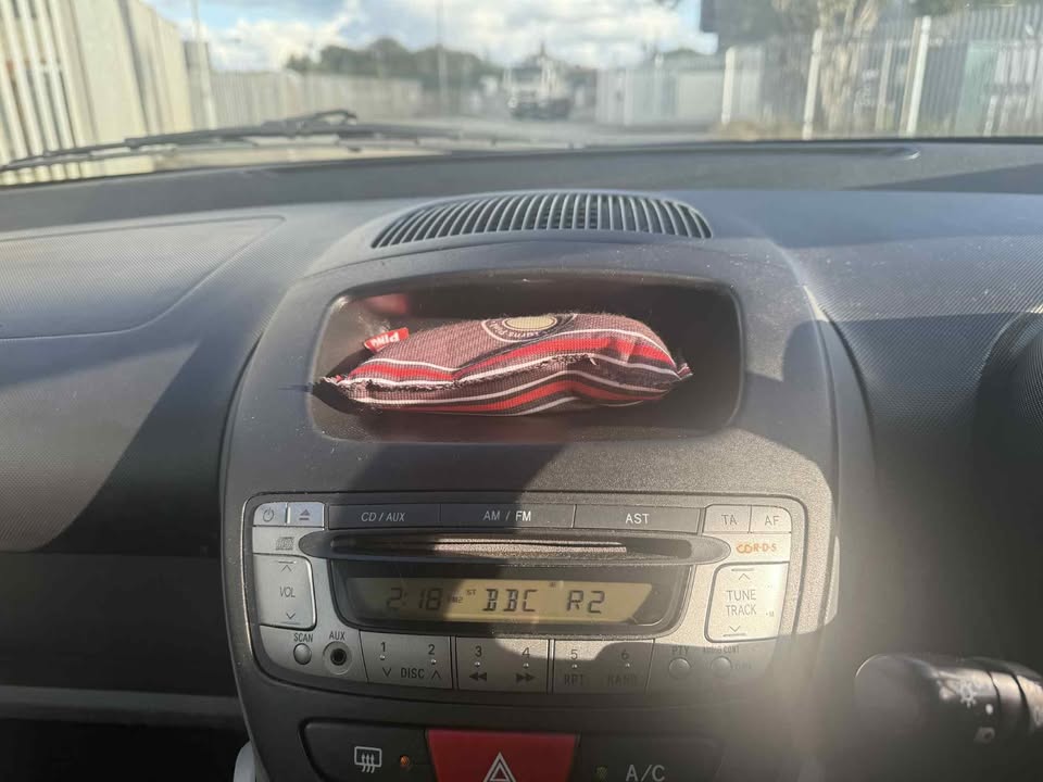 2011 - TOYOTA AYGO