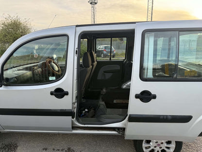 2009-FIAT DOBLO MOBILITY CAR