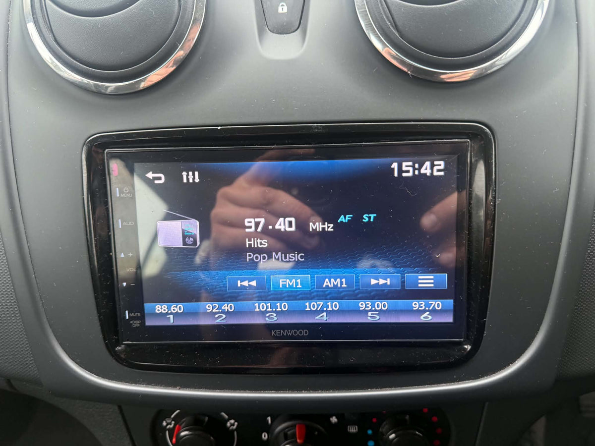 2015-DACIA SANDERO