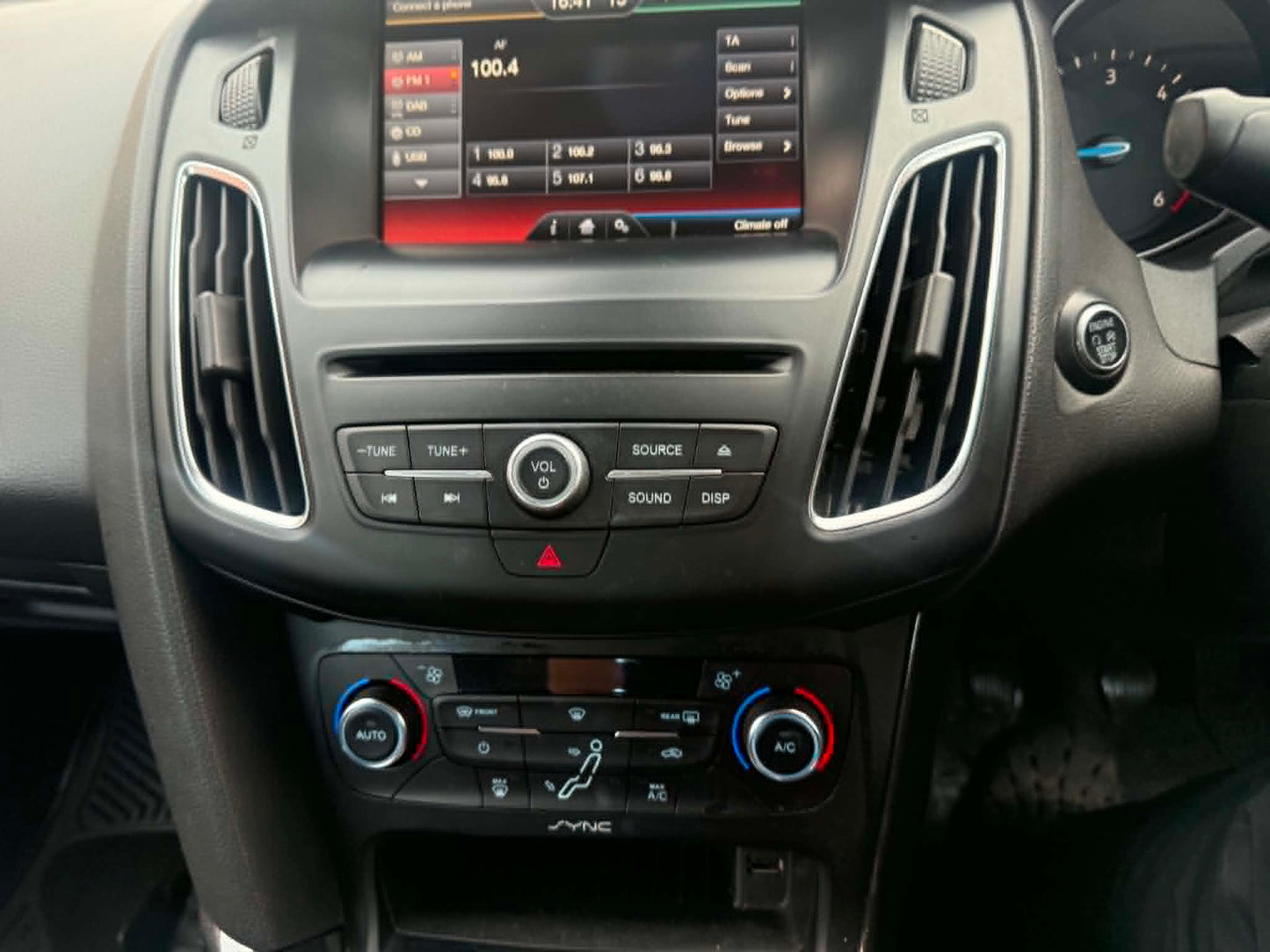 2015- FORD FOCUS