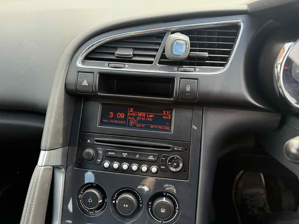 2011 - PEUGEOT 3008 SPORT