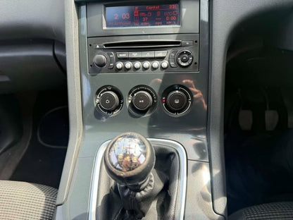 2015-PEUGEOT 5008