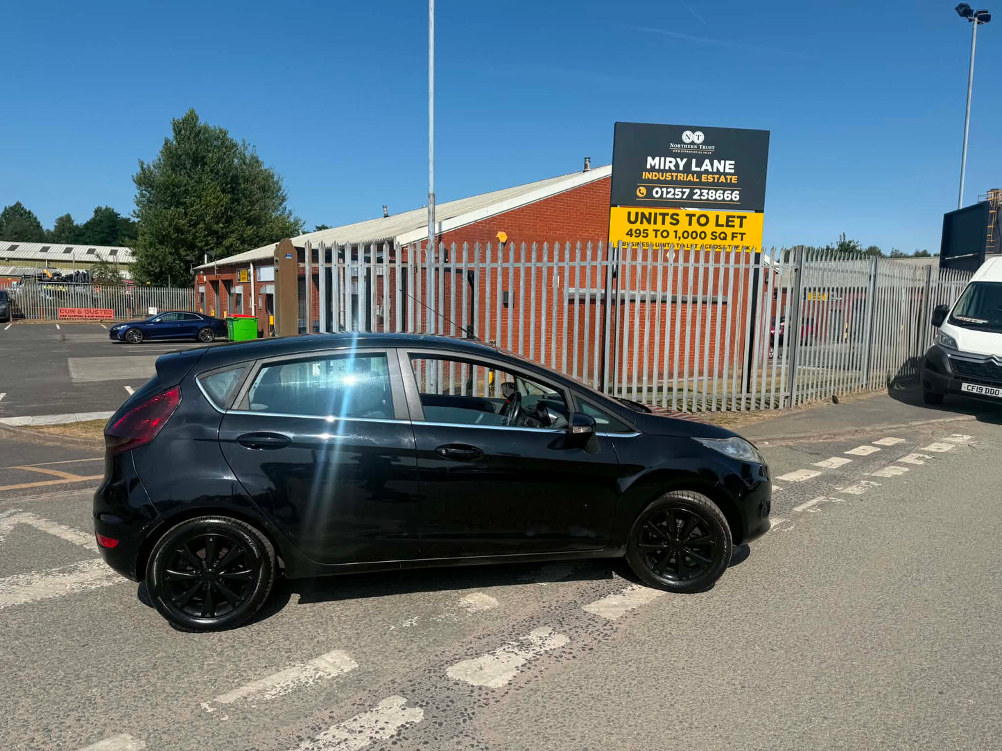 2009- FORD FIESTA