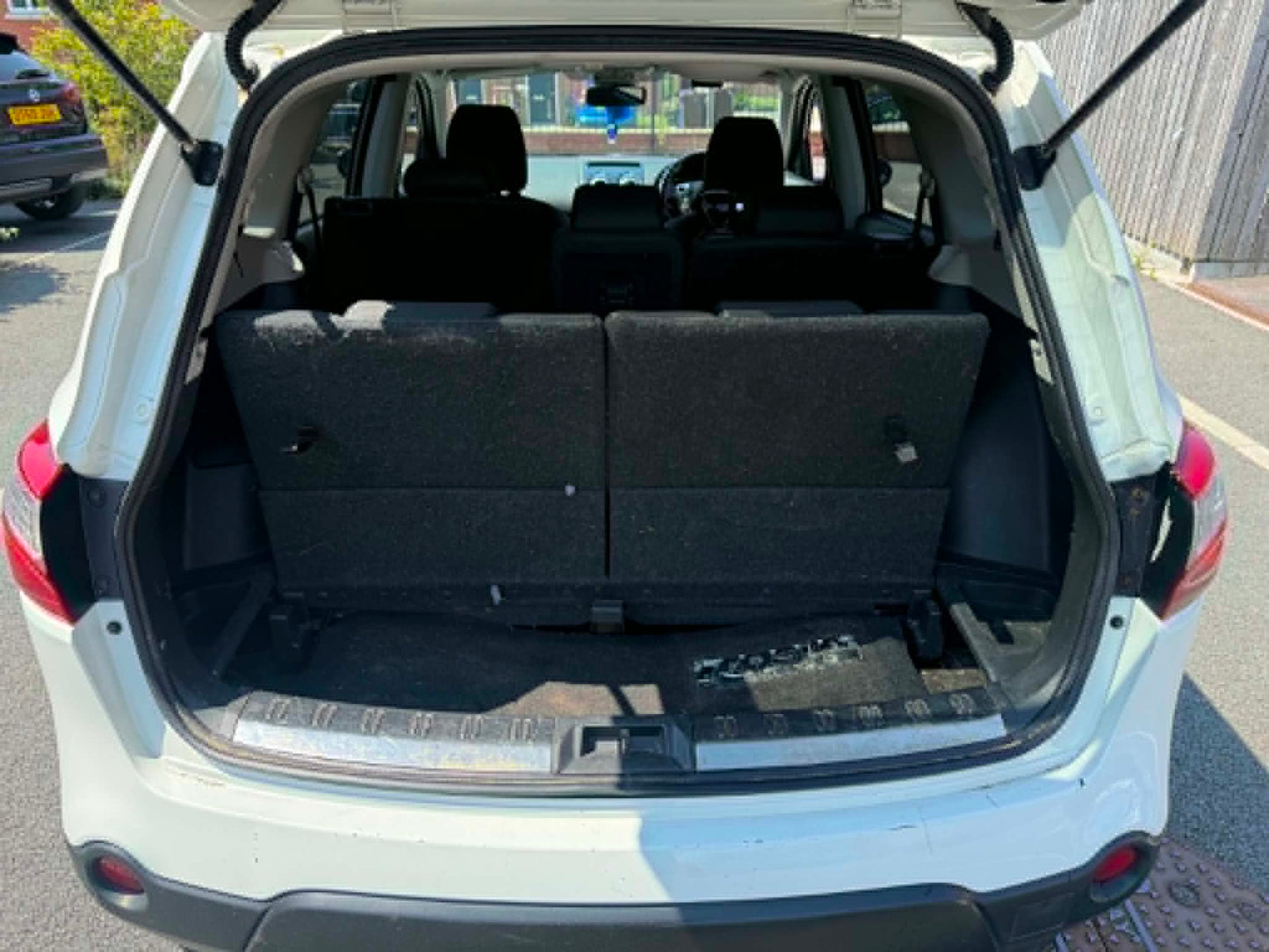 2012-NISSAN QASHQAI PLUS 2