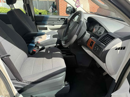 2010 - CHRYSTLER VOYAGER
