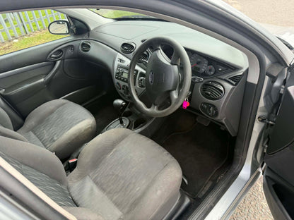 2004- FORD FOCUS