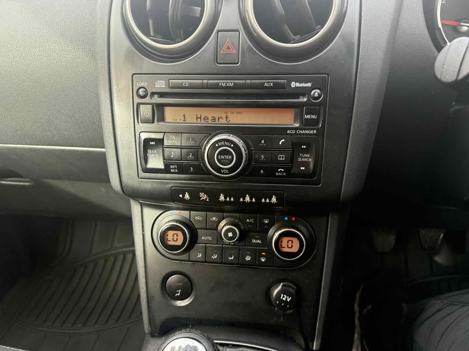 2009 - NISSAN QASHAI