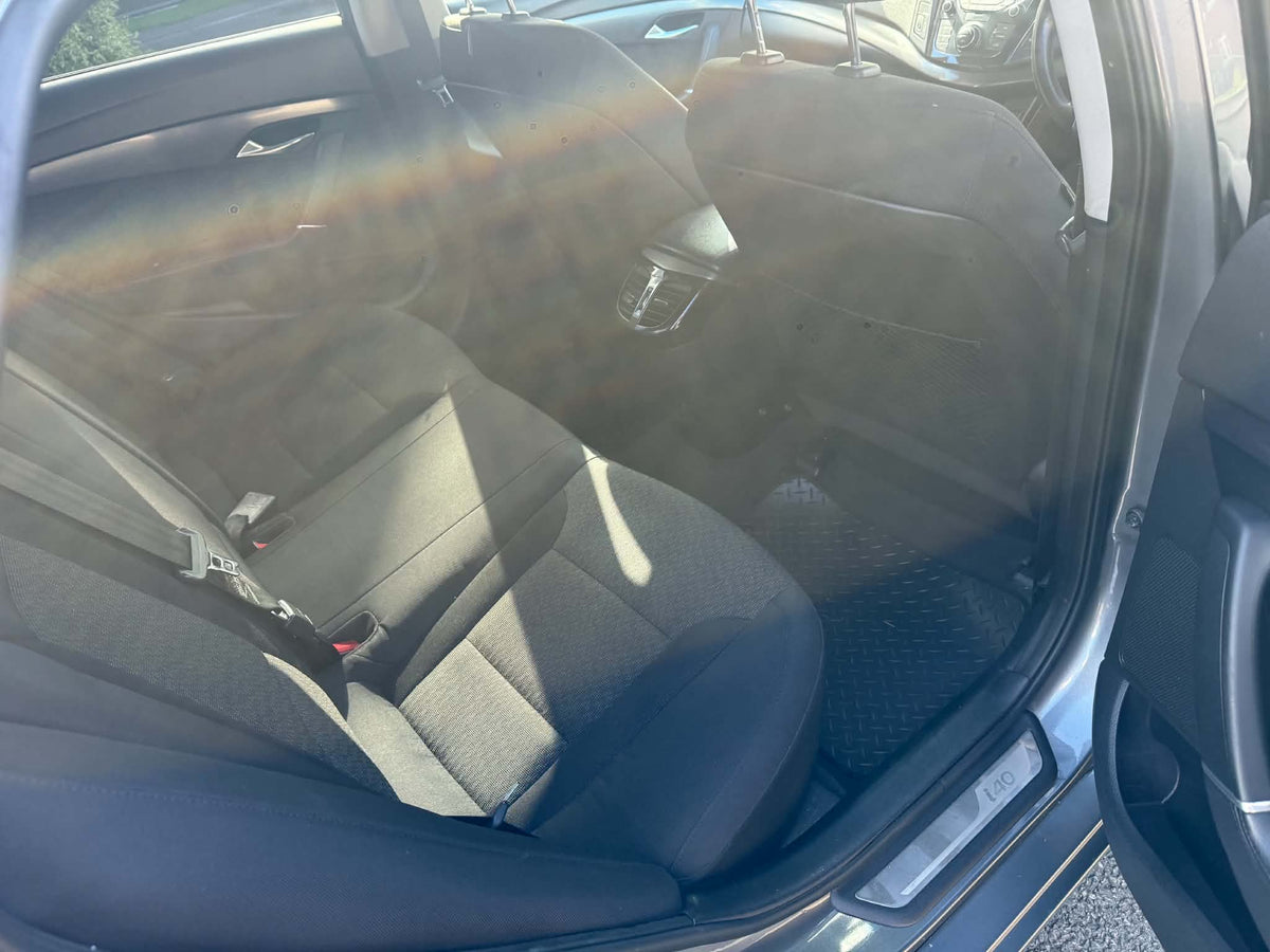 2015-HYUNDAI I40 AUTOMATIC