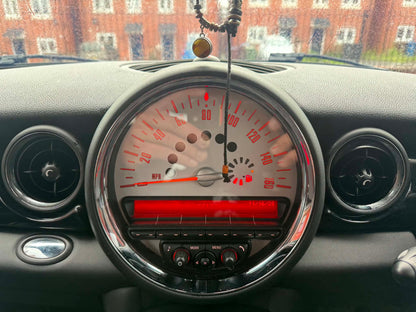 2013-MINI ONE AUTOMATIC