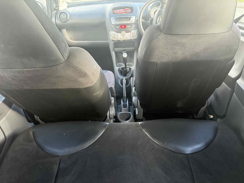 2011 - TOYOTA AYGO