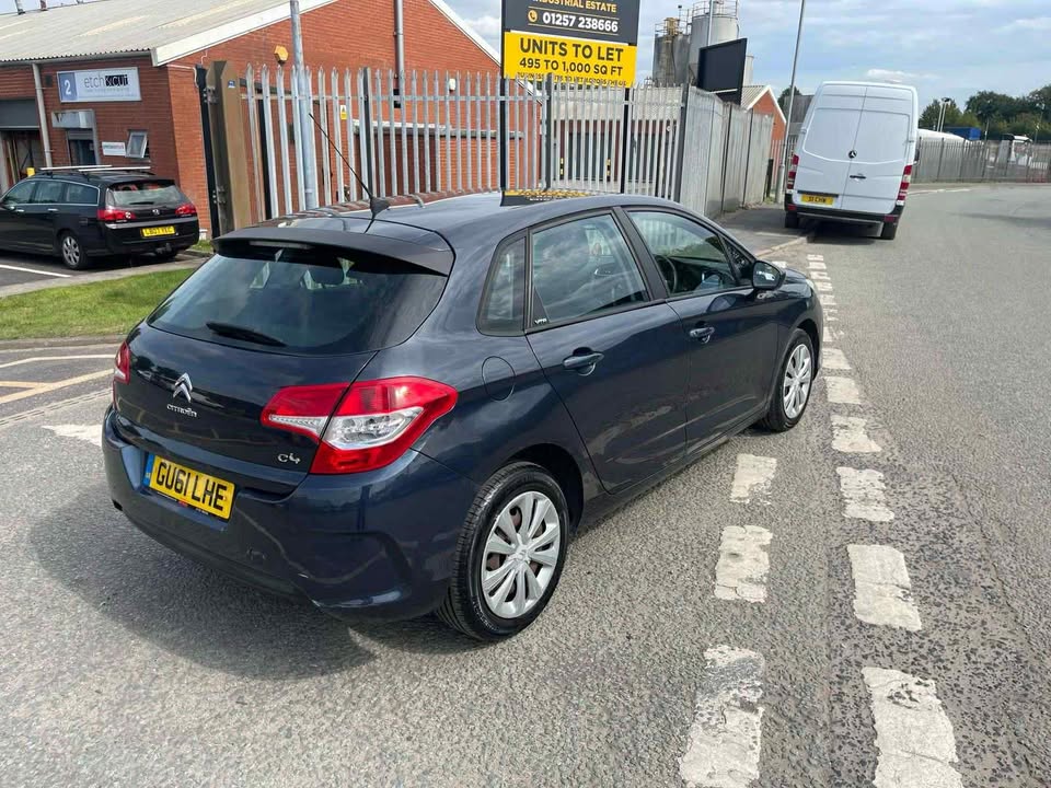 2011 CITROEN C4