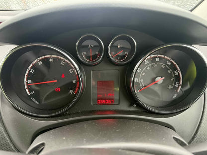 2013 - VAUXHALL MERIVA