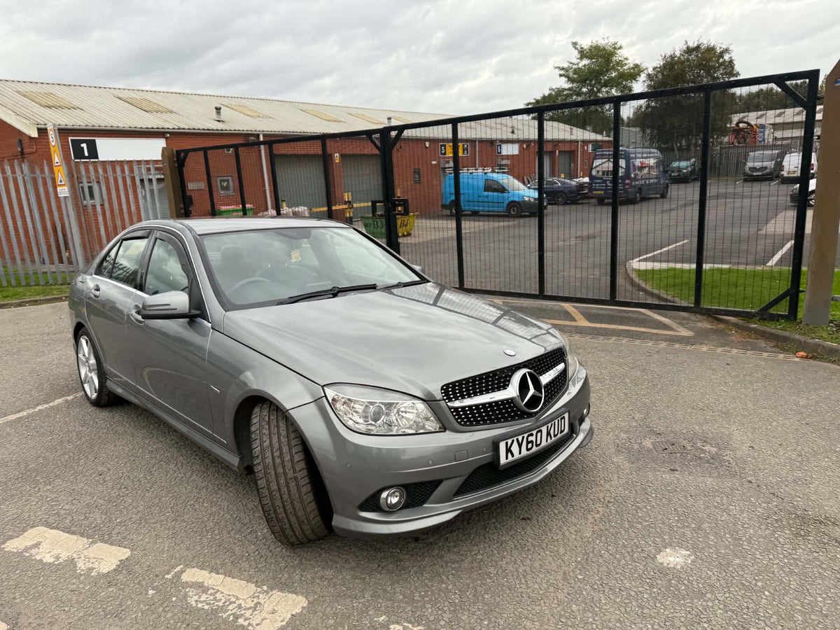 2010-MERCEDES C CLASS
