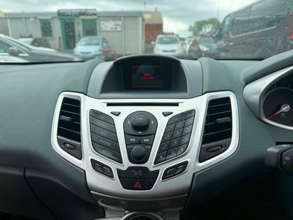 2011 - FORD FIESTA