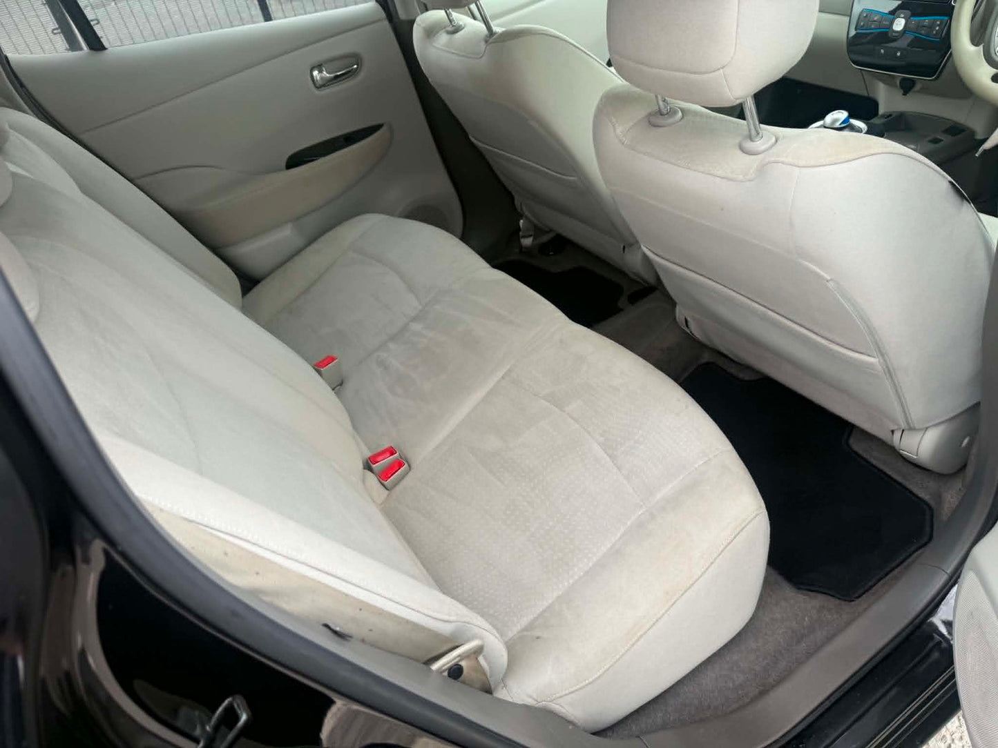 2012- NISSAN LEAF