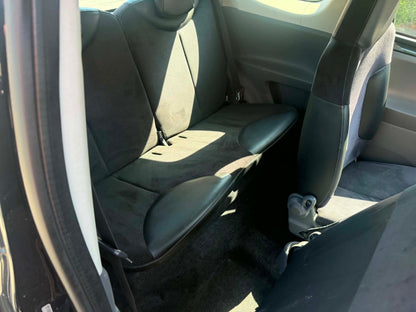 2011-TOYOTA AYGO