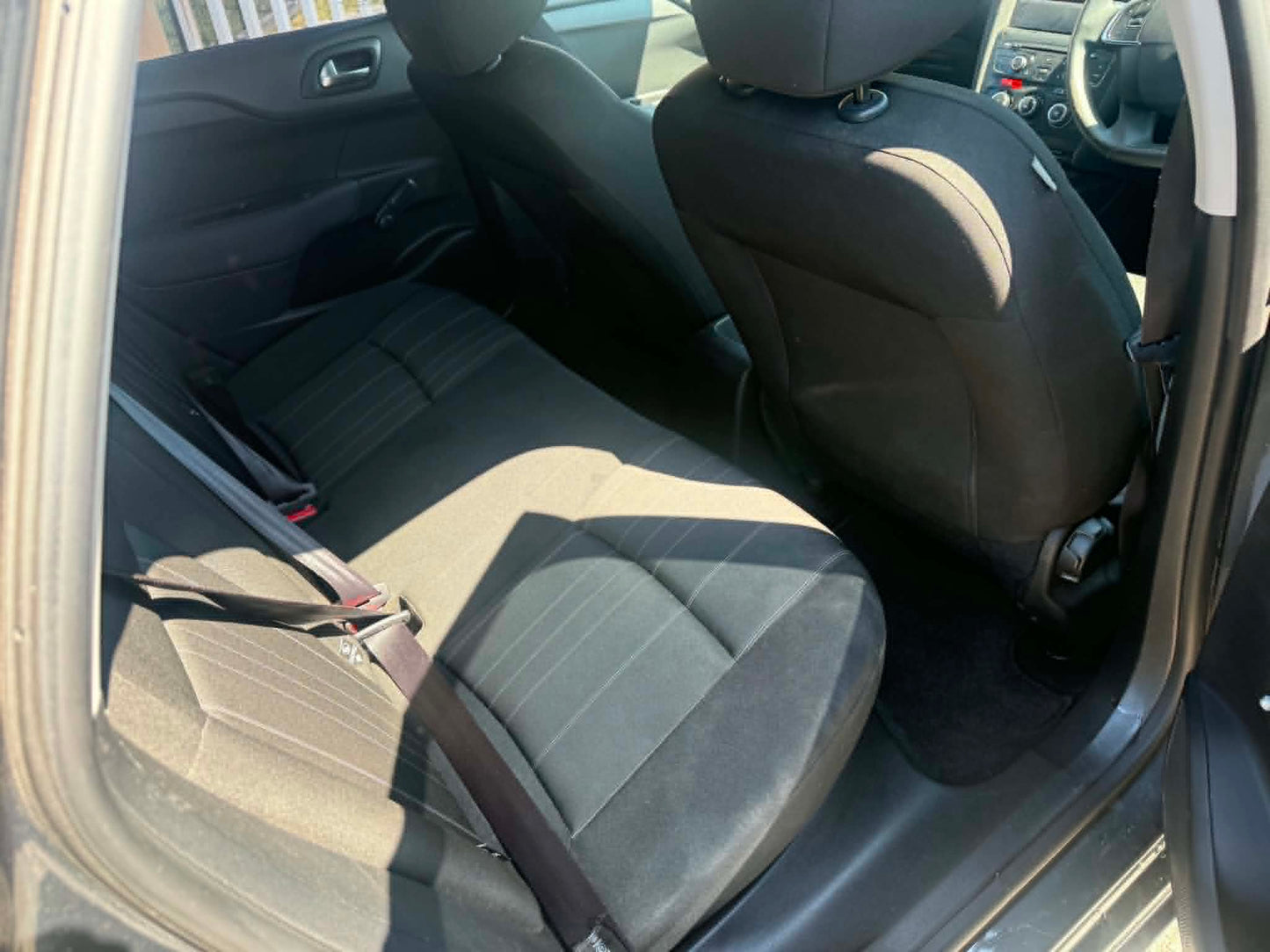 2013-CITROEN C4