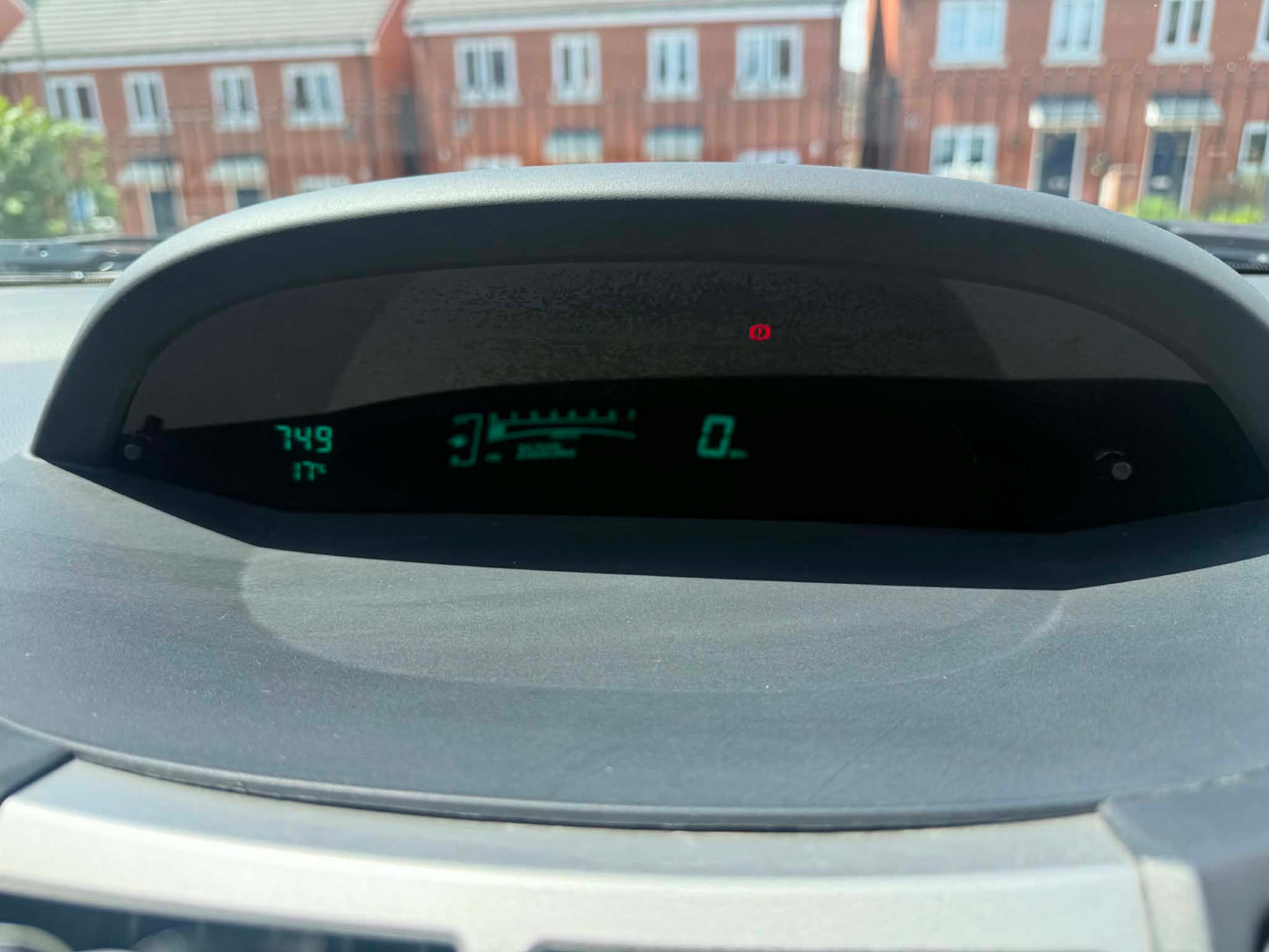 2008-TOYOTA YARIS