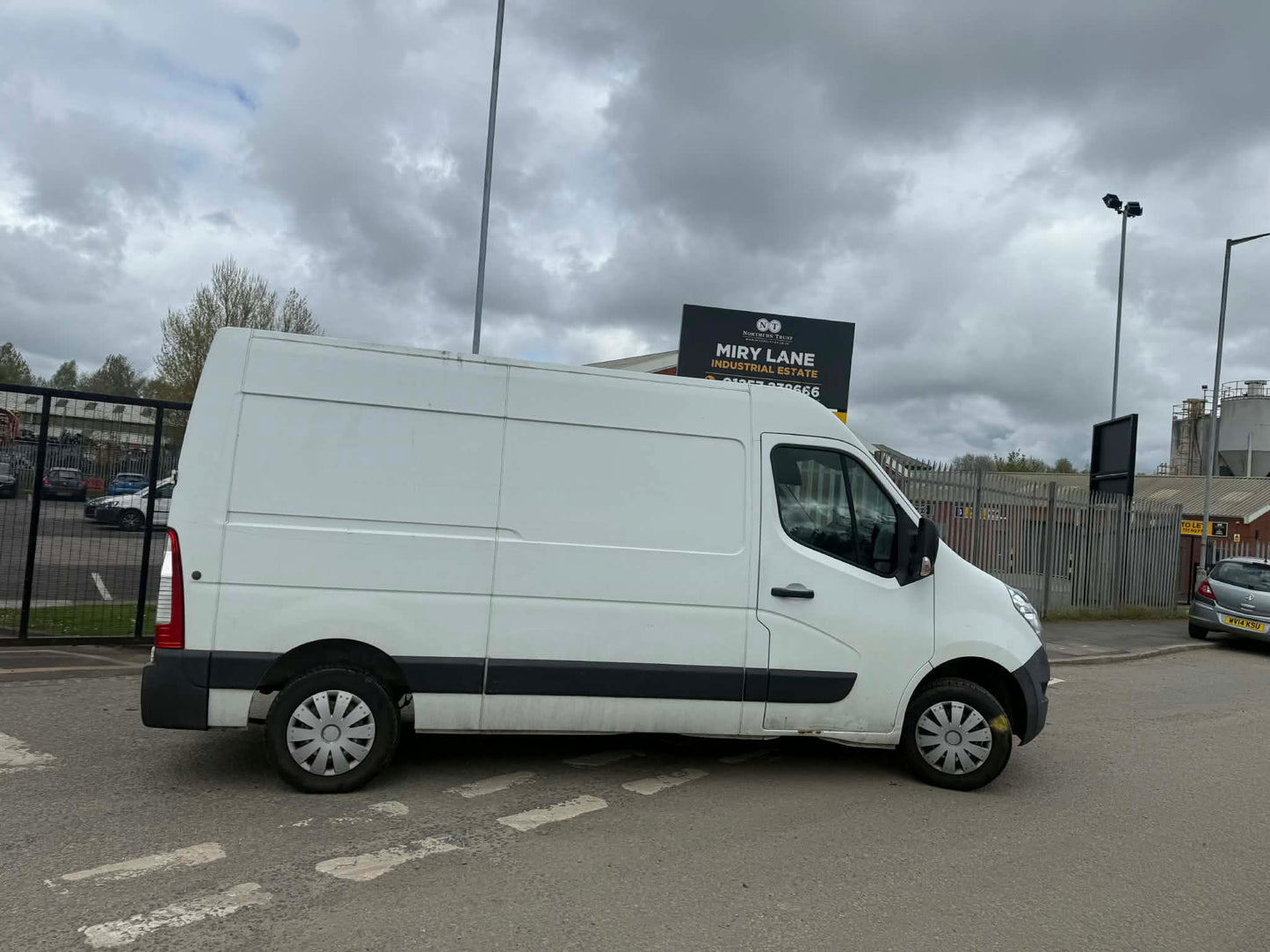 2013 RENAULT MASTER VAN