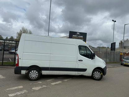 2013 RENAULT MASTER VAN