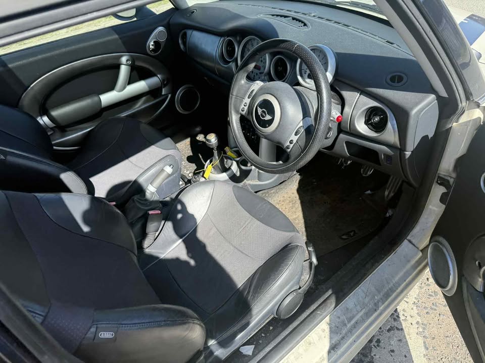 2003 - MINI COOPER S