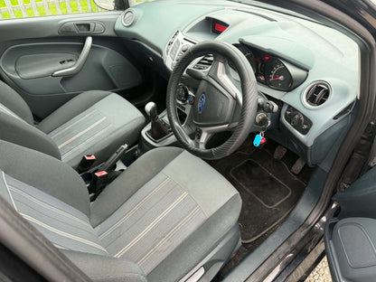 2009-FORD FIESTA