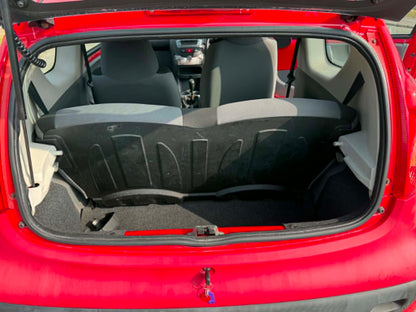2011-PEUGEOT 107