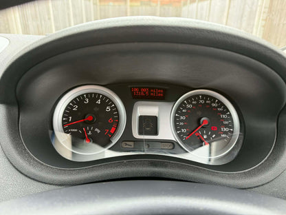 2011- RENAULT CLIO TOMTOM