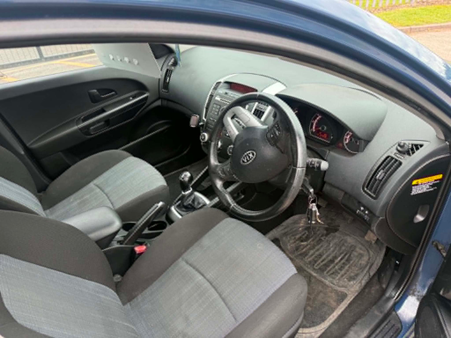2009-KIA CEED ESTATE