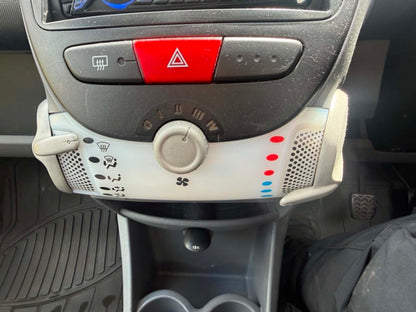 2010-PEUGEOT 107