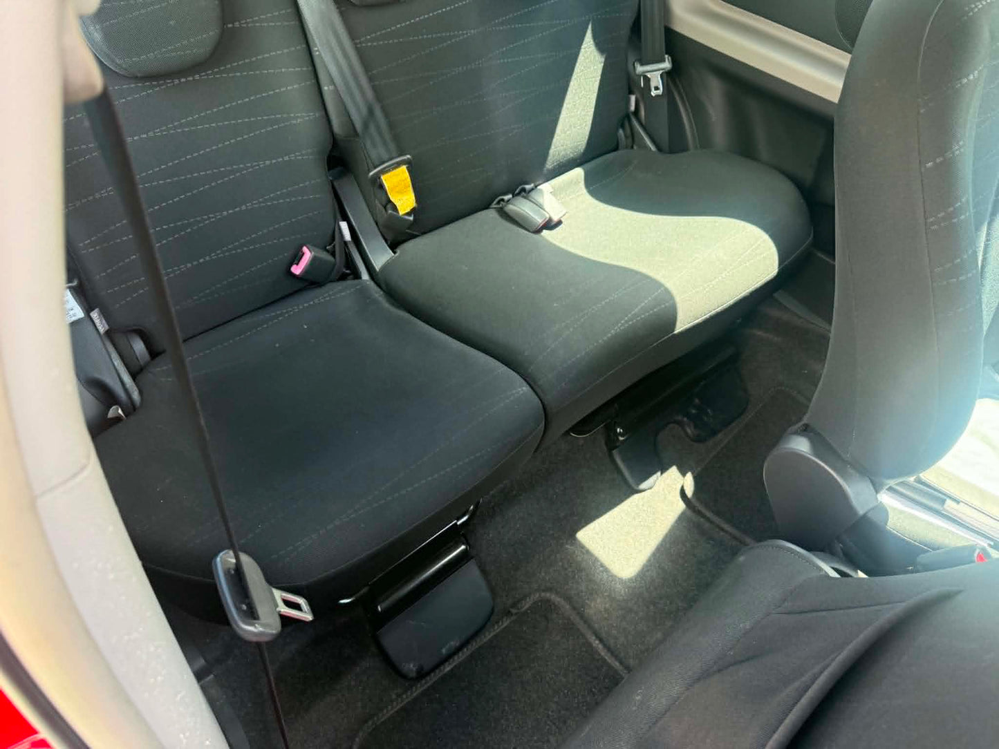 2008-TOYOTA YARIS
