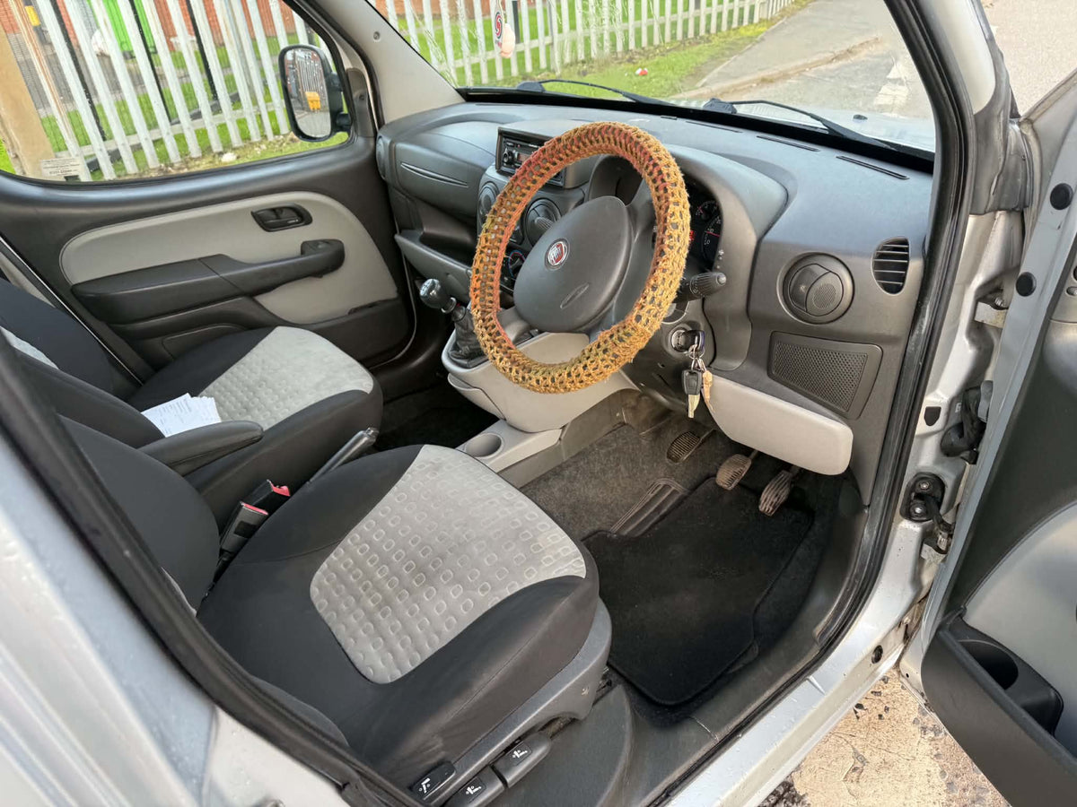 2009-FIAT DOBLO MOBILITY CAR