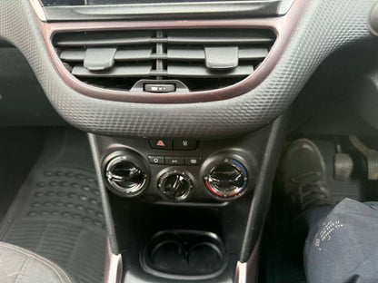 2014-PEUGEOT 2008
