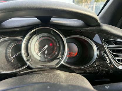 2012-DICTROEN DS3
