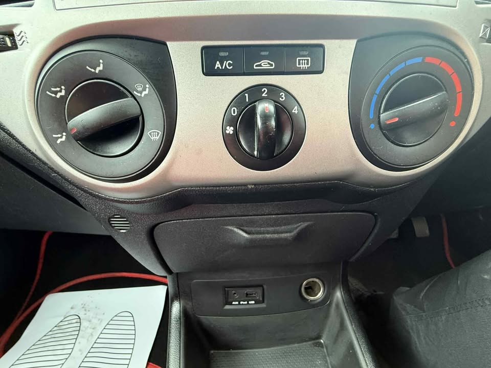 2010 - HYUNDAI I 20