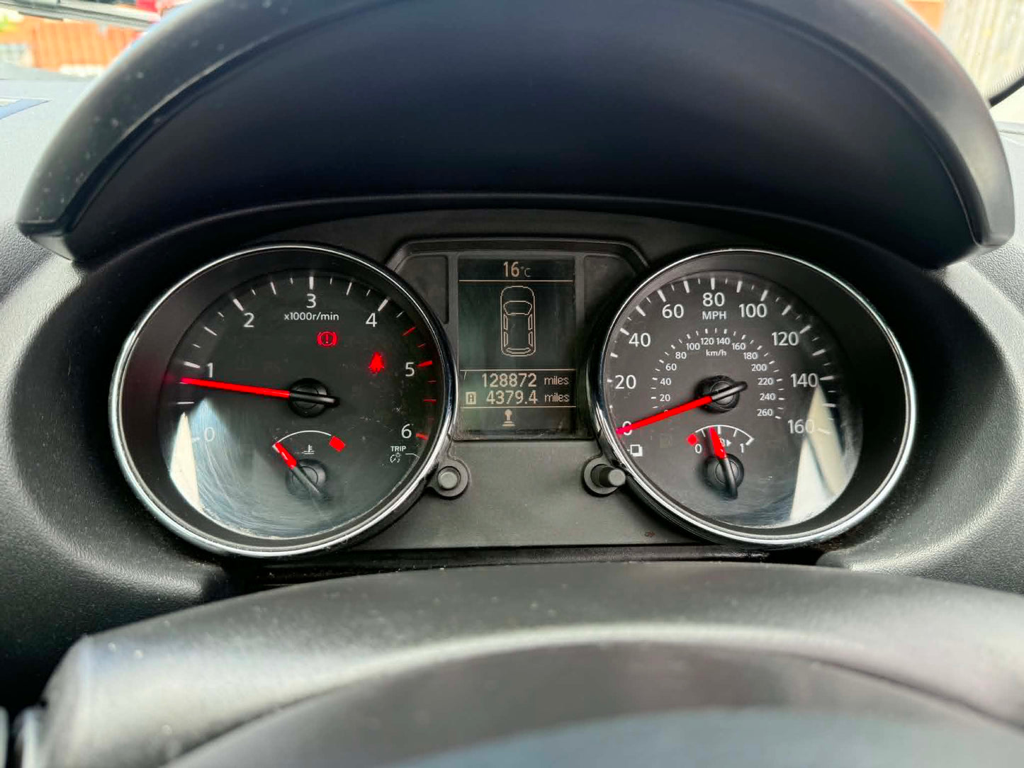 2012-NISSAN QASHQAI N-TEC PLUS