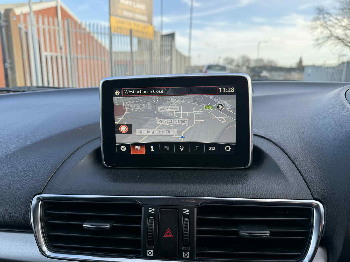2015 - MAZDA 3 AUTOMATIC