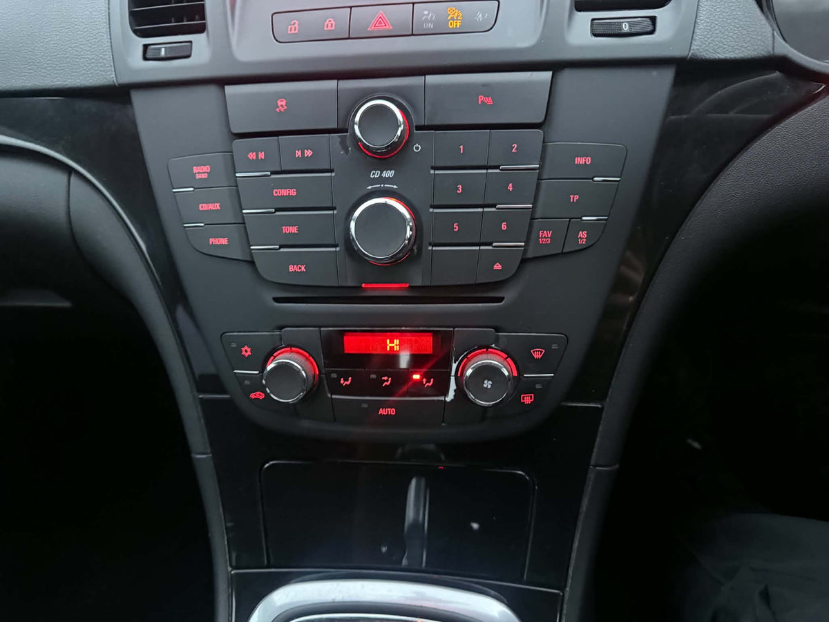 2012-VAUXHALL INSIGNIA
