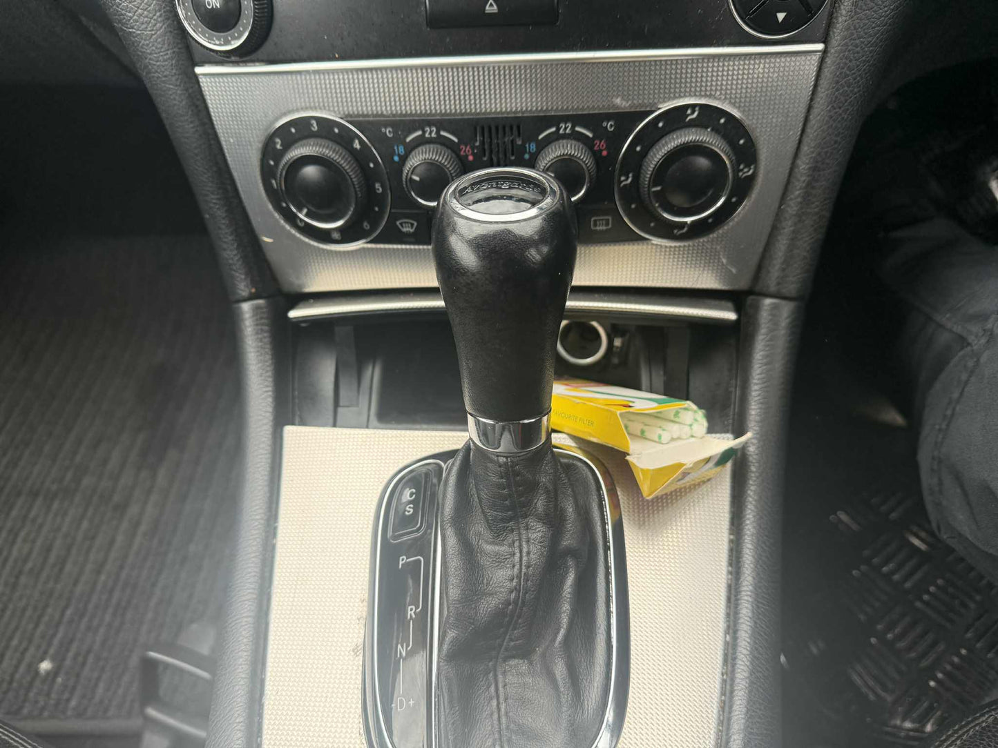 2005-MERCEDES BENZ AUTOMATIC