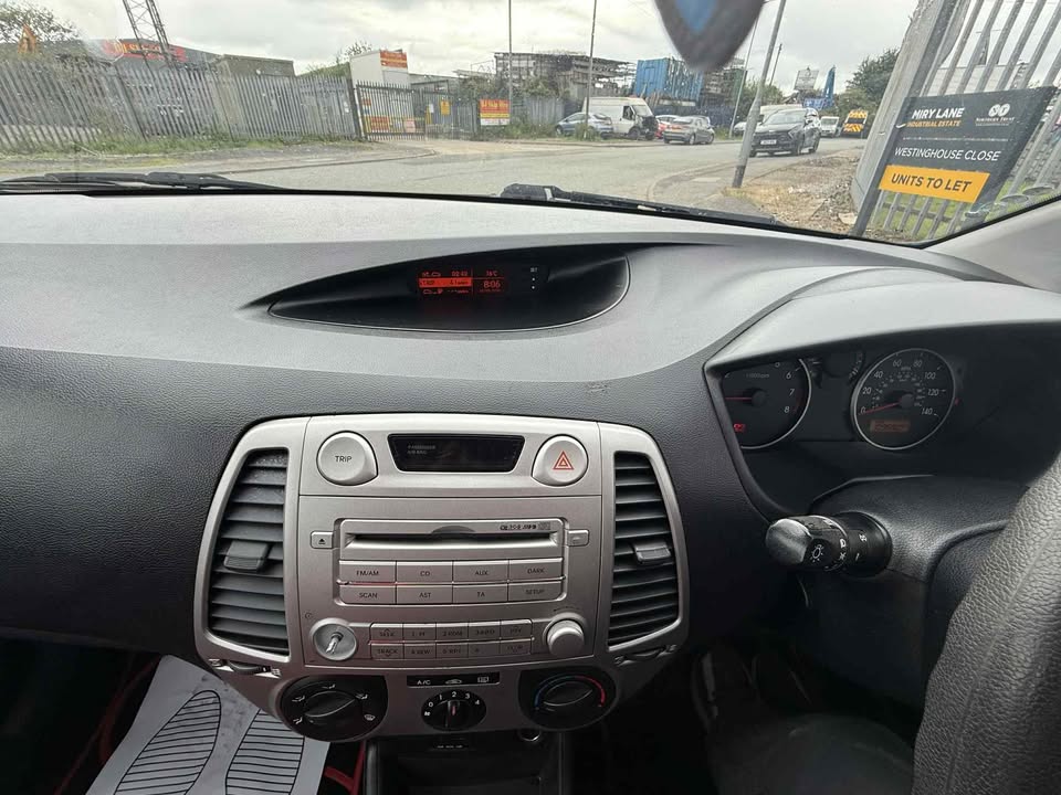 2010 - HYUNDAI I 20
