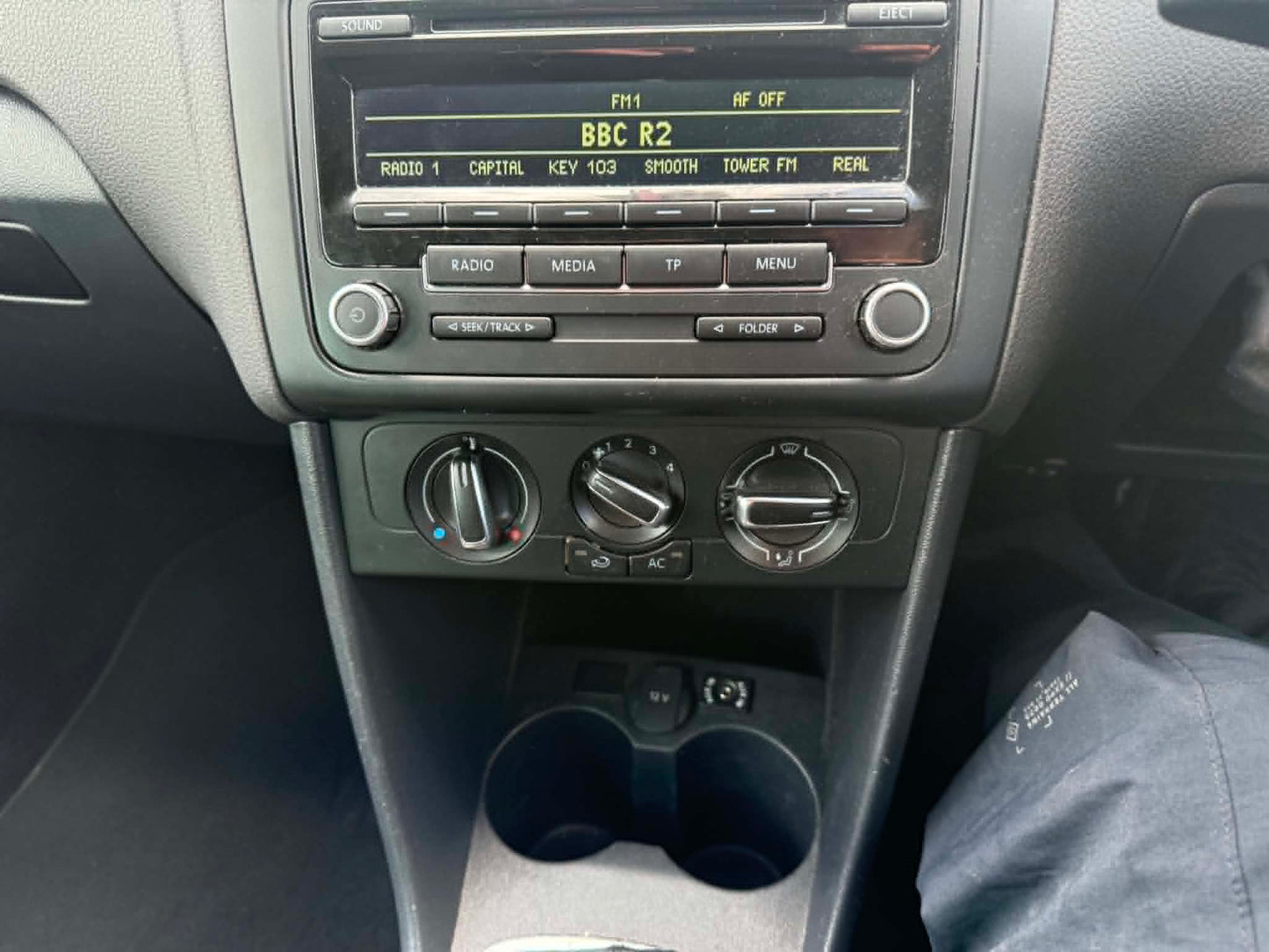 2013- VW POLO