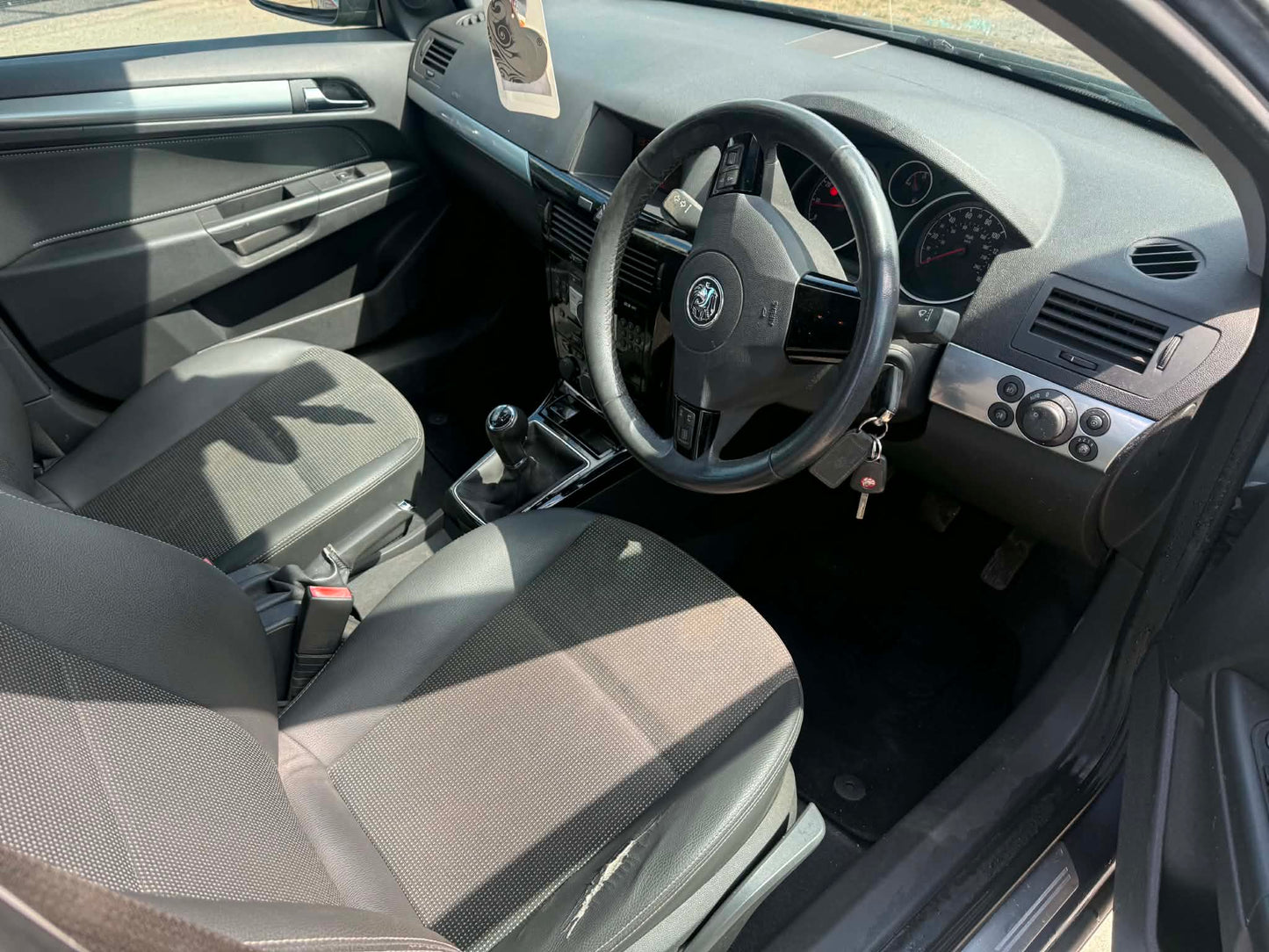 2009-VAUXHALL ASTRA