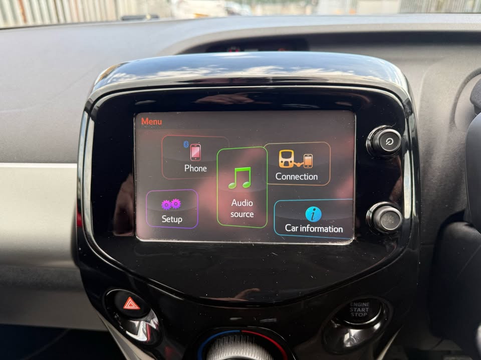 2015 PEUGEOT 108