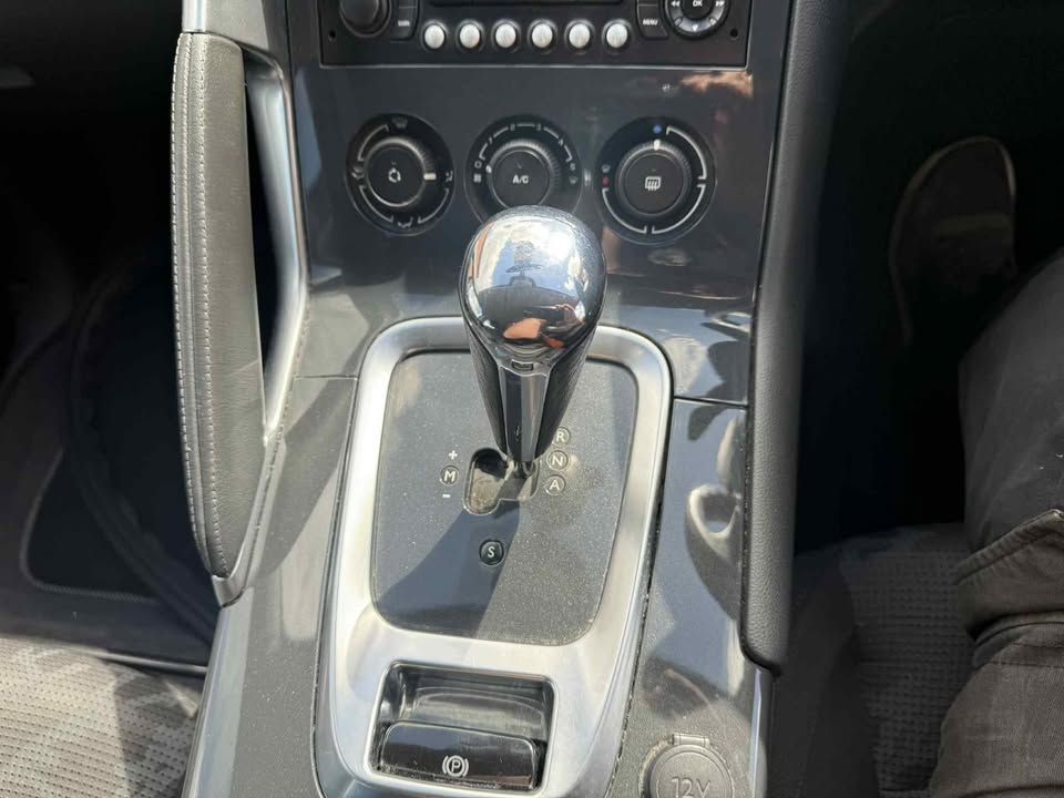 2011 - PEUGEOT 3008 SPORT