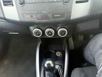 2008 - MITSUBISHI OUTLANDER