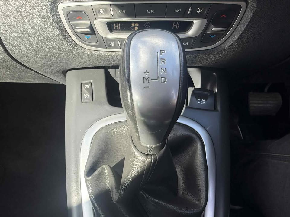2011 - RENAULT SCENIC