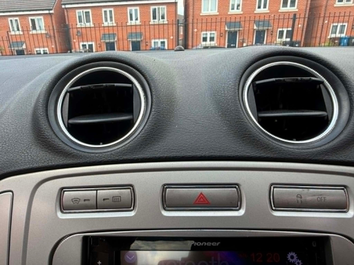 2010-FORD MONDEO