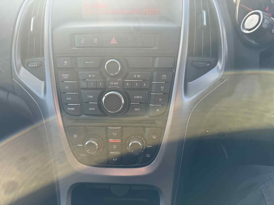 2015 - VAUXHALL ASTRA