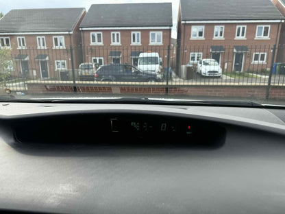 2010- TOYOTA PRIUS